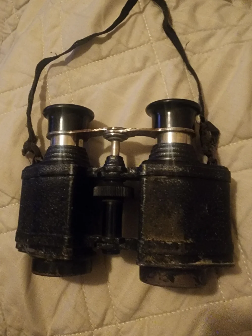 Vintage Black Binoculars - Classic Compact Field Optics